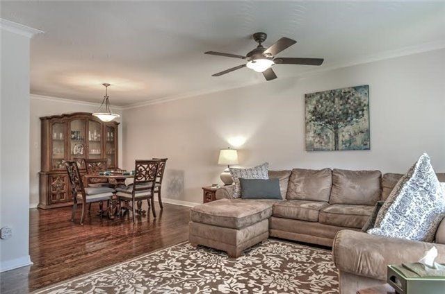Preview image for 33 Yatesbury Rd, Toronto