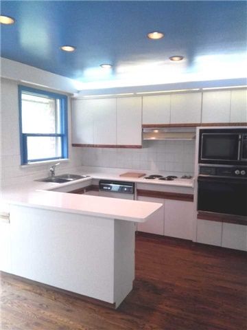 Preview image for 15 Cobden St, Toronto