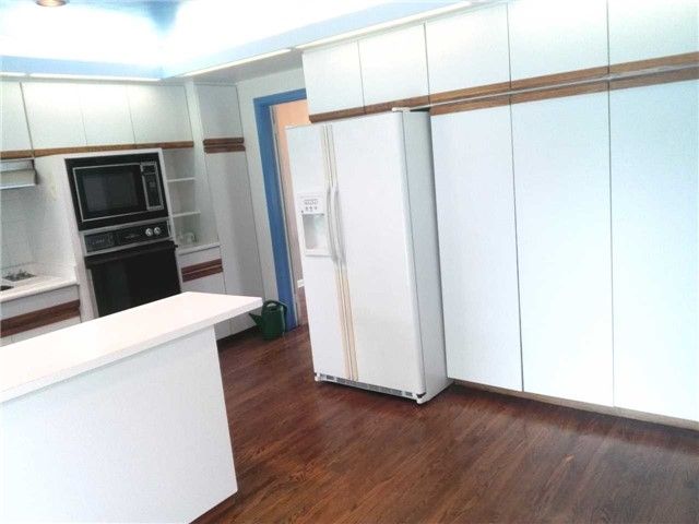 Preview image for 15 Cobden St, Toronto