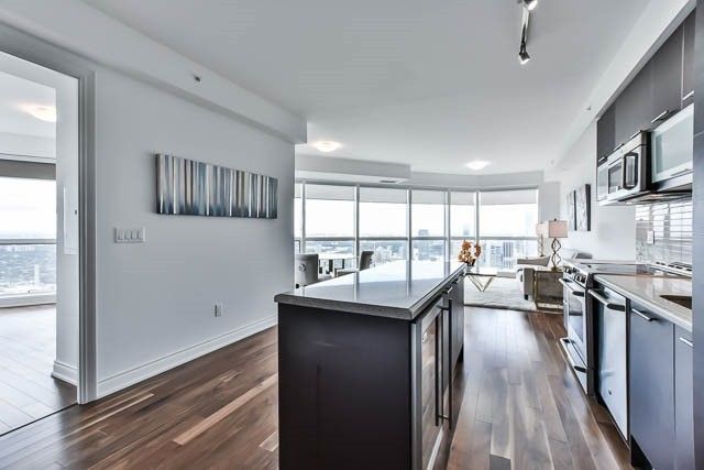 Preview image for 388 Yonge St #6316, Toronto