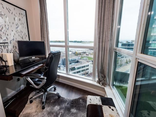 Preview image for 218 Queens Quay Ave W #1011, Toronto