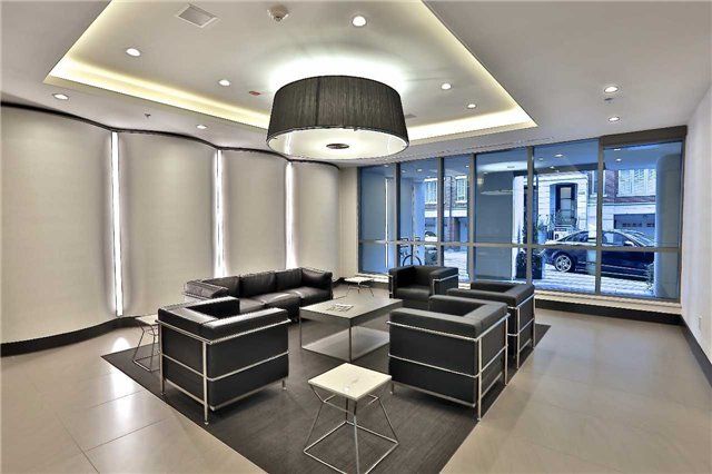 Preview image for 377 Madison Ave #410, Toronto