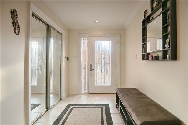 Preview image for 6 Carmel Crt, Toronto