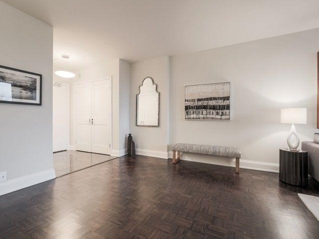 Preview image for 350 Lonsdale Rd #502, Toronto