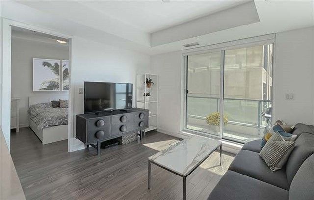 Preview image for 377 Madison Ave #401, Toronto