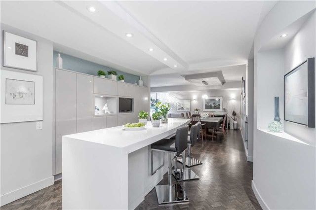 Preview image for 447 Walmer Rd #308, Toronto