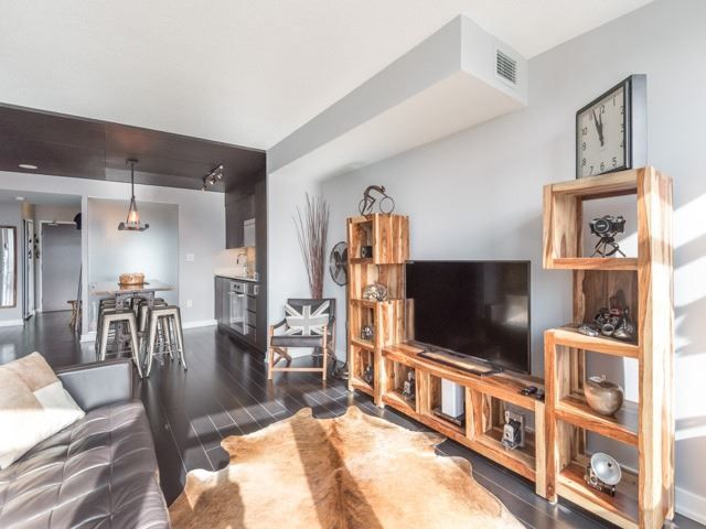 Preview image for 10 Capreol Crt #306, Toronto