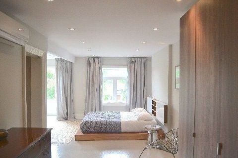 Preview image for 18 Woodlawn Ave W, Toronto