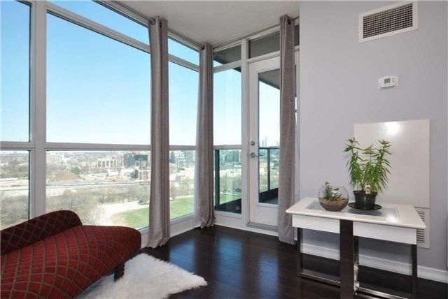 Preview image for 231 Fort York Blvd #1607, Toronto