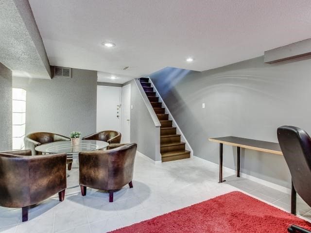 Preview image for 69 Upper Canada Dr #2, Toronto