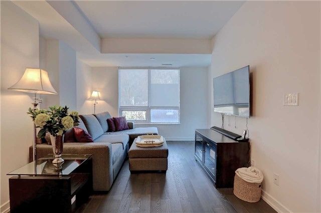 Preview image for 377 Madison Ave #410, Toronto