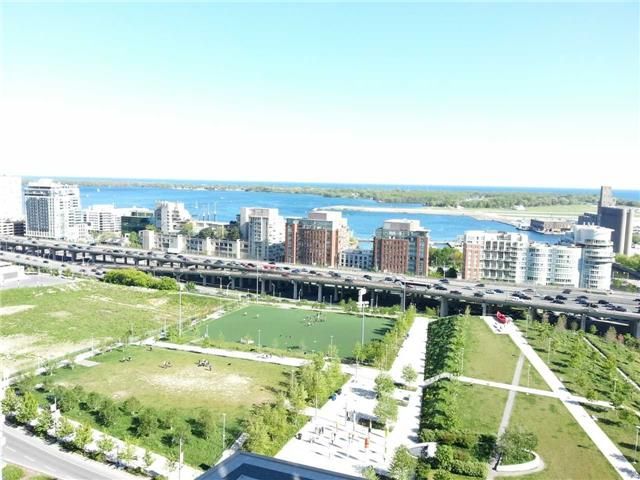 Preview image for 21 Iceboat Terr #2209, Toronto