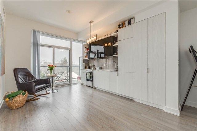 Preview image for 6 Parkwood Ave #612, Toronto