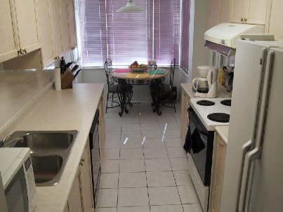 Preview image for 811 Grandview Way, Toronto