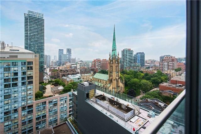 Preview image for 60 Colborne St #1506, Toronto