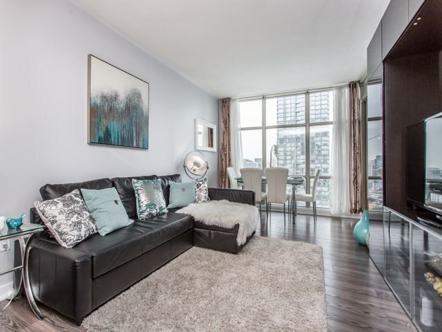 Preview image for 10 Navy Wharf Crt #2802, Toronto