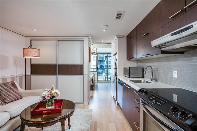 Preview image for 55 Stewart St #611, Toronto