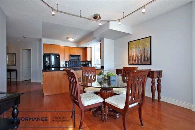 Preview image for 20 Collier St #1008, Toronto