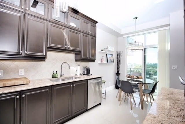 Preview image for 20 Bloorview Pl #1105, Toronto