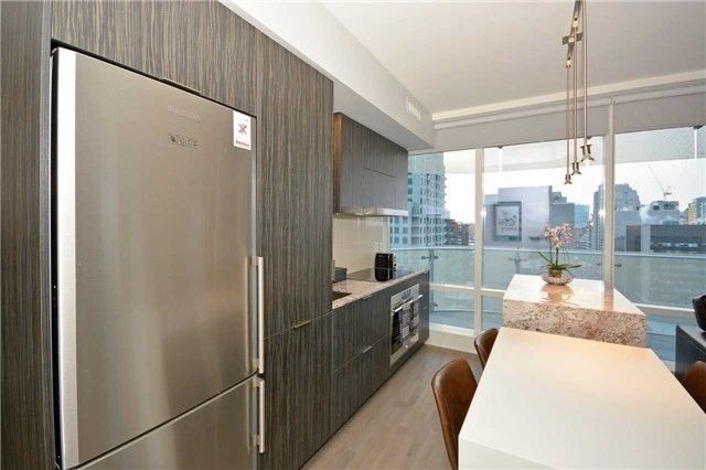 Preview image for 1 Bloor St E #1610, Toronto