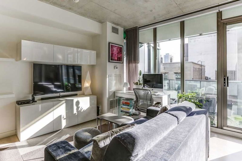 Preview image for 33 Lombard St #502, Toronto