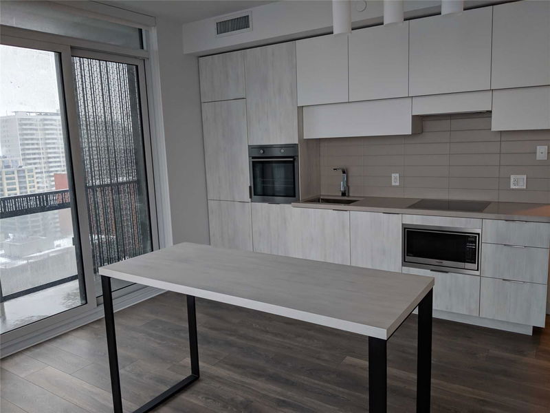 Preview image for 8 Eglinton Ave E #1608, Toronto