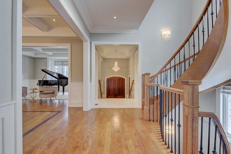 Preview image for 12 Silverview Dr, Toronto