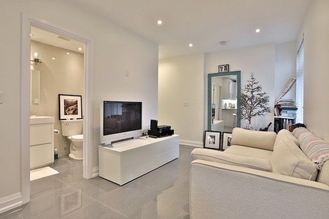 Preview image for 202 Lippincott St, Toronto