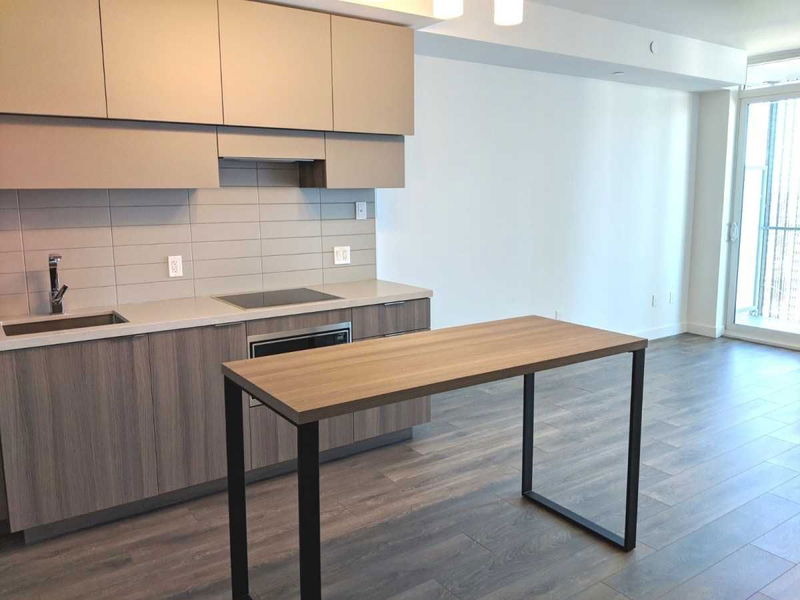 Preview image for 8 Eglinton Ave E #2207, Toronto