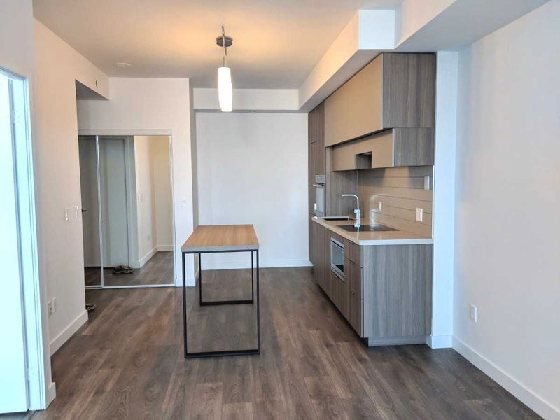 Preview image for 8 Eglinton Ave E #2207, Toronto