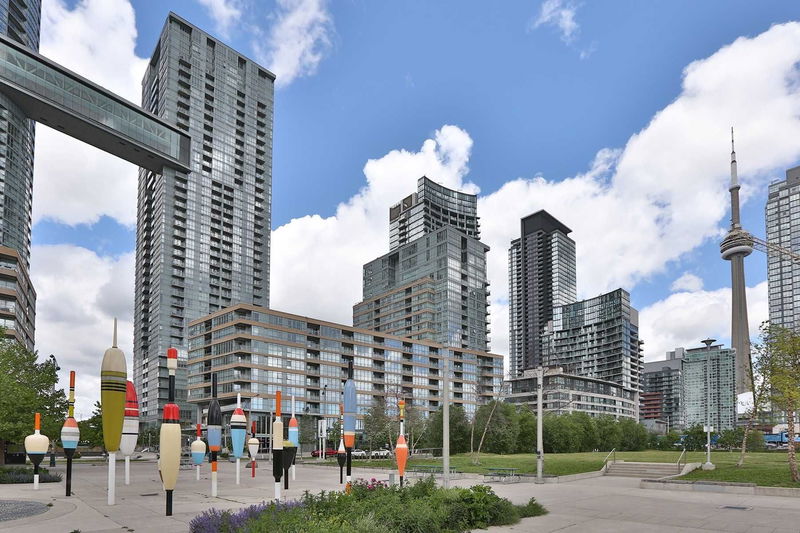 Preview image for 15 Iceboat Terr #1206, Toronto