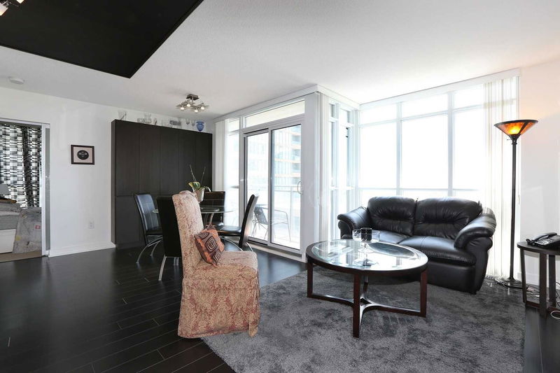 Preview image for 15 Iceboat Terr #1206, Toronto