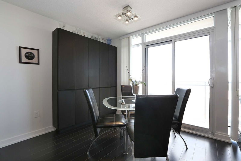 Preview image for 15 Iceboat Terr #1206, Toronto