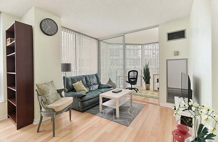 Preview image for 24 Wellesley St W #605, Toronto
