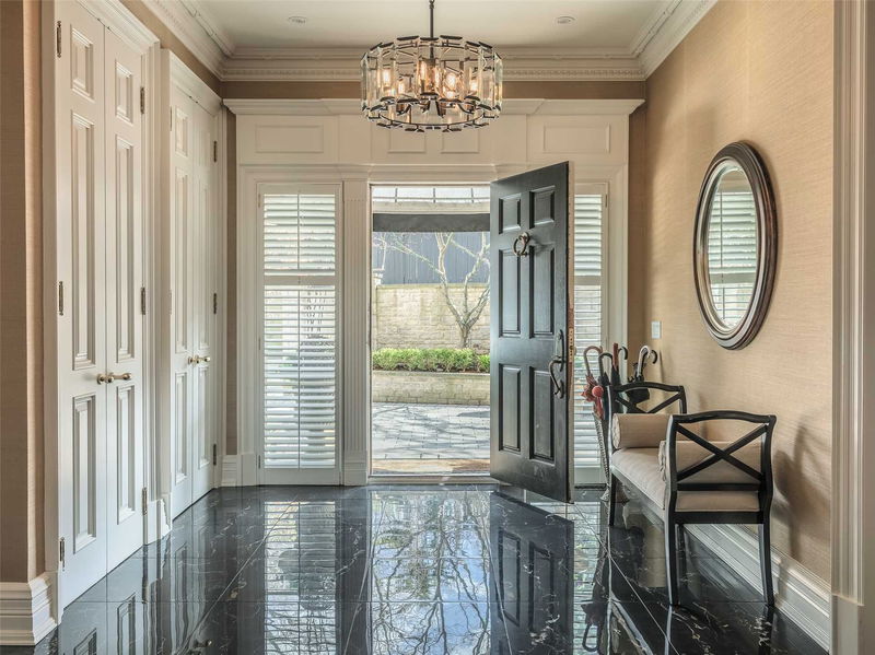Preview image for 8 Russell Hill Dr, Toronto