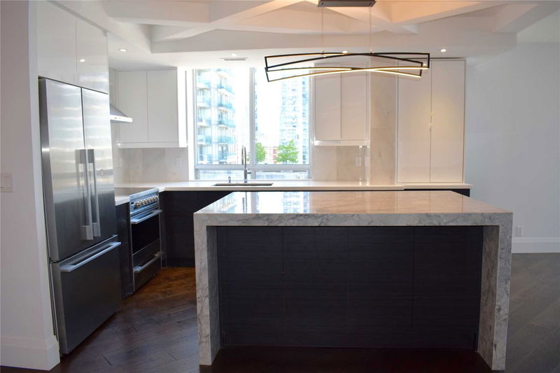 Preview image for 20 Collier St #1008, Toronto