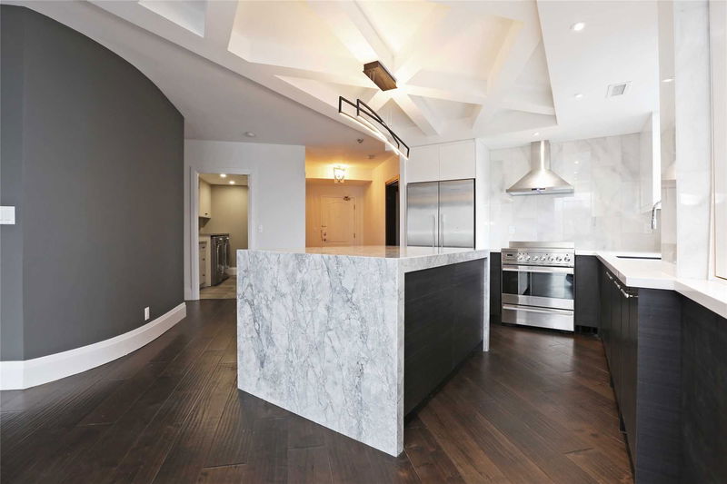 Preview image for 20 Collier St #1008, Toronto