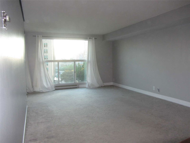 Preview image for 77 Harbour Sq #809, Toronto
