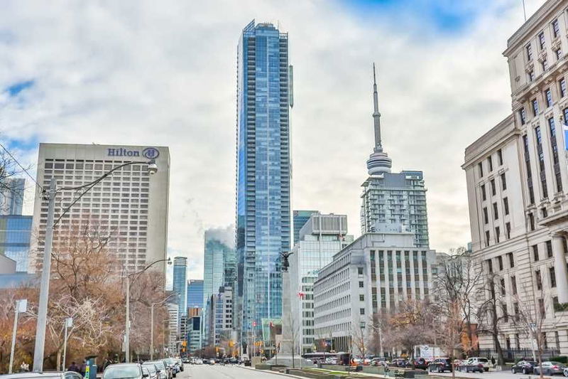Preview image for 180 University Ave #2104, Toronto
