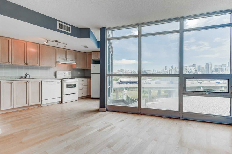 Preview image for 231 Fort York Blvd #921, Toronto