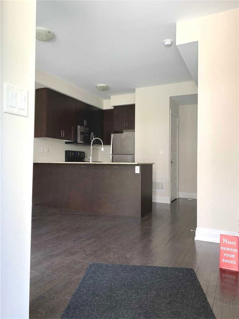 Preview image for 11 Eldora Ave #15, Toronto