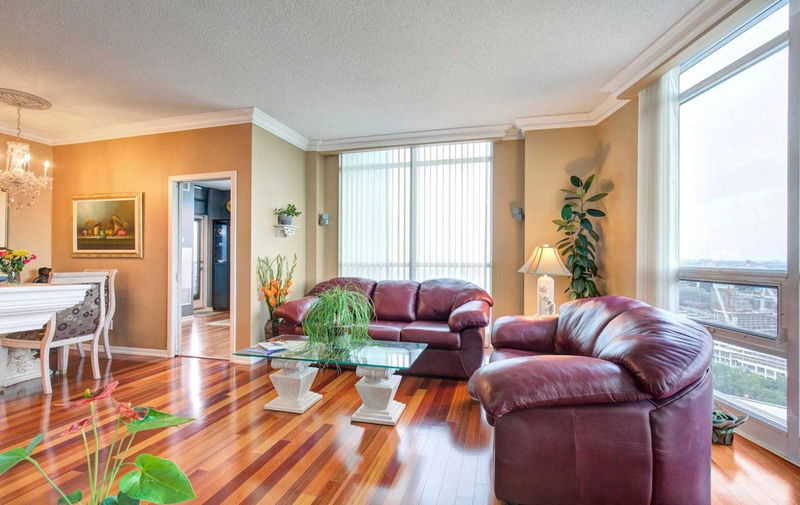 Preview image for 219 Fort York Blvd #Lph01, Toronto