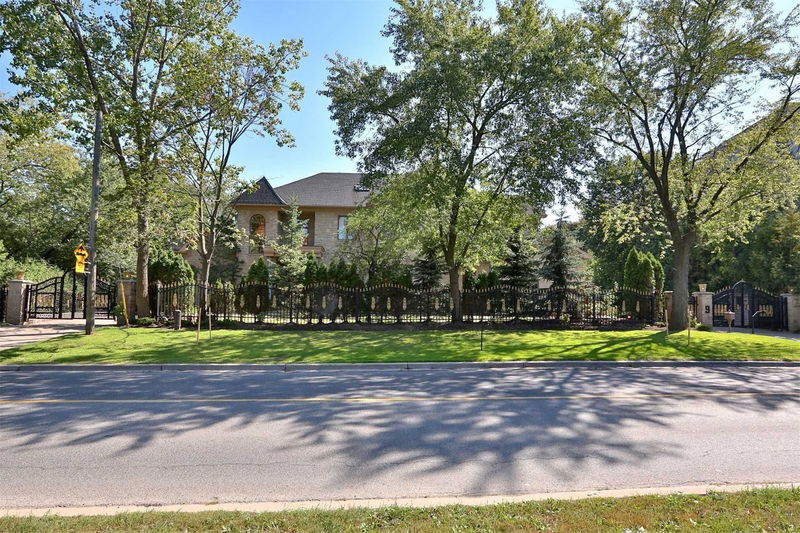 Preview image for 9 Post Rd, Toronto