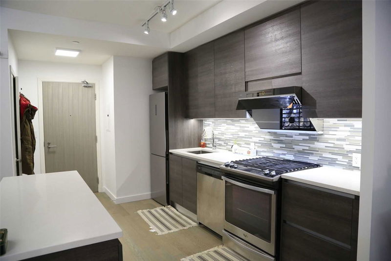 Preview image for 111 Bathurst St #1011, Toronto