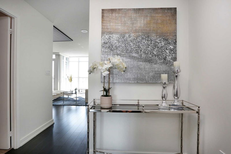 Preview image for 15 Iceboat Terr #1206, Toronto