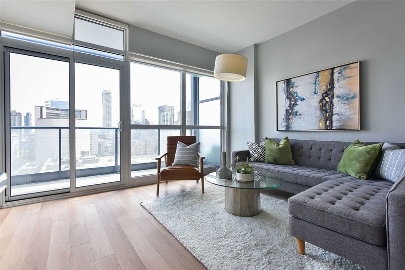 Preview image for 210 Simcoe St #2003, Toronto