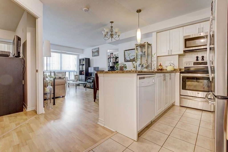 Preview image for 935 Sheppard Ave #312, Toronto