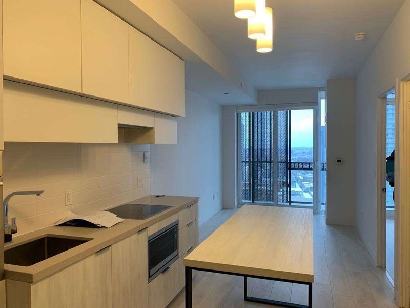 Preview image for 8 Eglinton Ave E #2210, Toronto