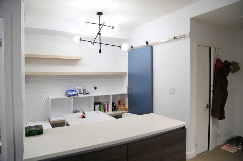 Preview image for 111 Bathurst St #1011, Toronto