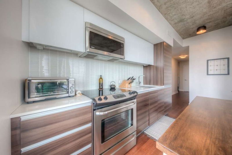 Preview image for 20 Minowan Miikan Lane #1606, Toronto